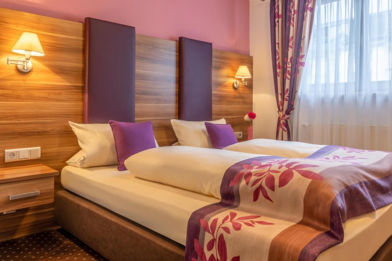 Altdeutsche Weinstube Hotel Ruedesheim am Rhein Ngoại thất bức ảnh