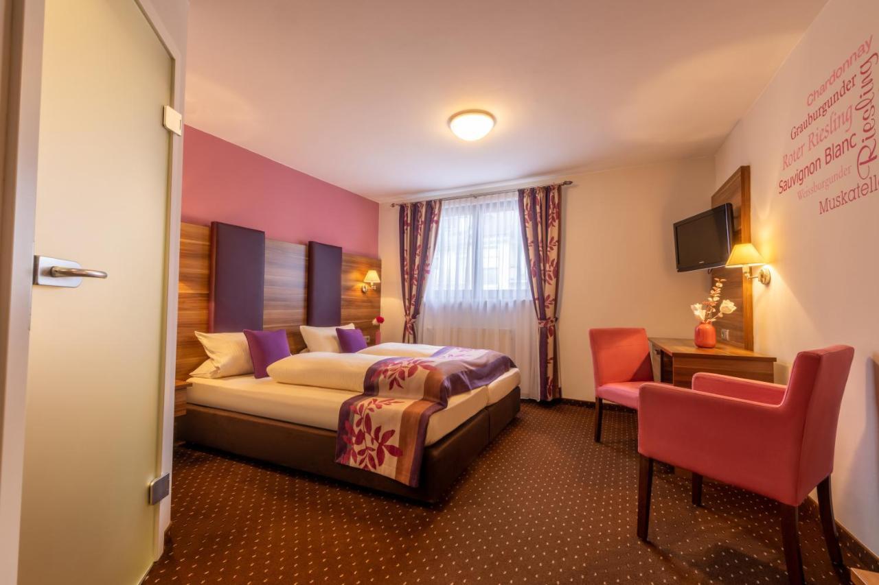 Altdeutsche Weinstube Hotel Ruedesheim am Rhein Ngoại thất bức ảnh