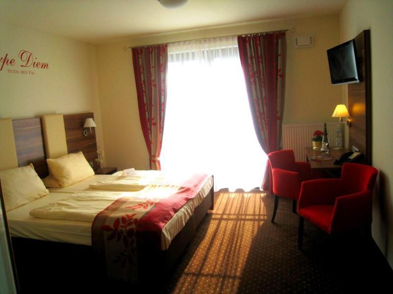 Altdeutsche Weinstube Hotel Ruedesheim am Rhein Ngoại thất bức ảnh