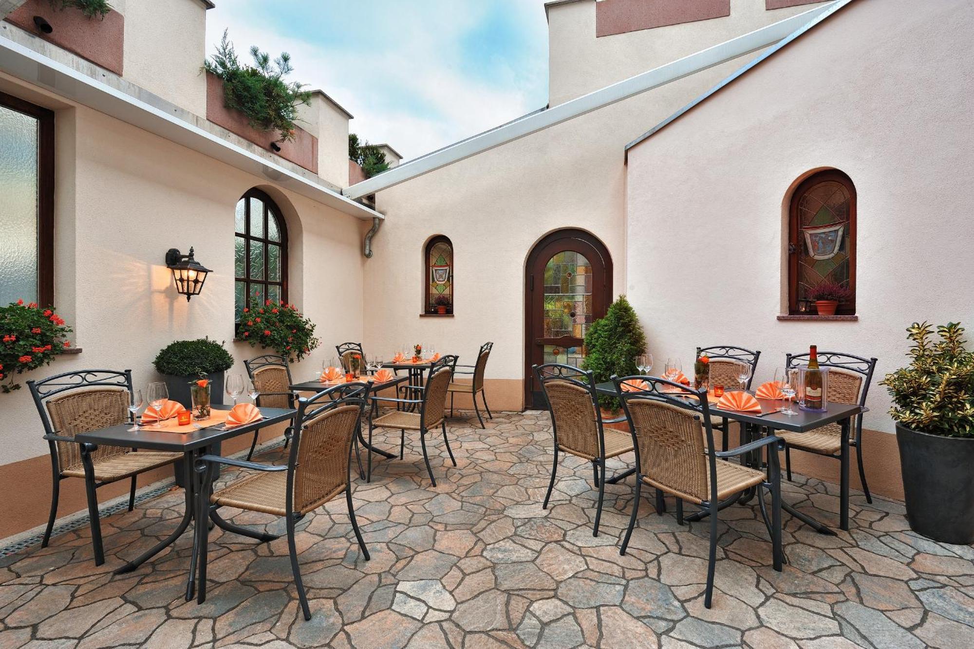 Altdeutsche Weinstube Hotel Ruedesheim am Rhein Ngoại thất bức ảnh