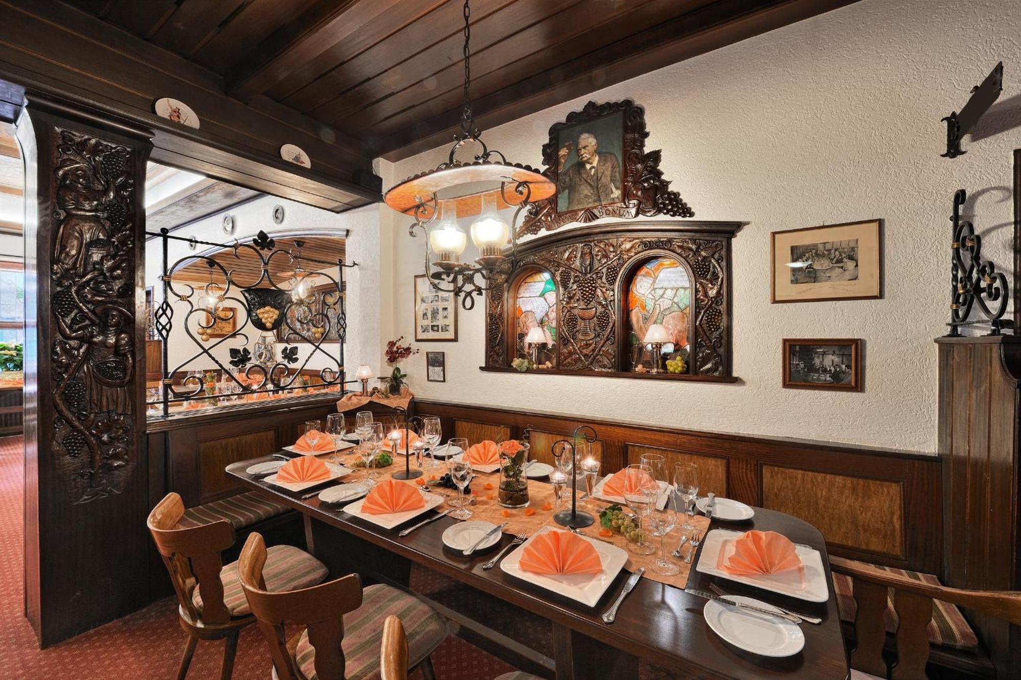 Altdeutsche Weinstube Hotel Ruedesheim am Rhein Ngoại thất bức ảnh