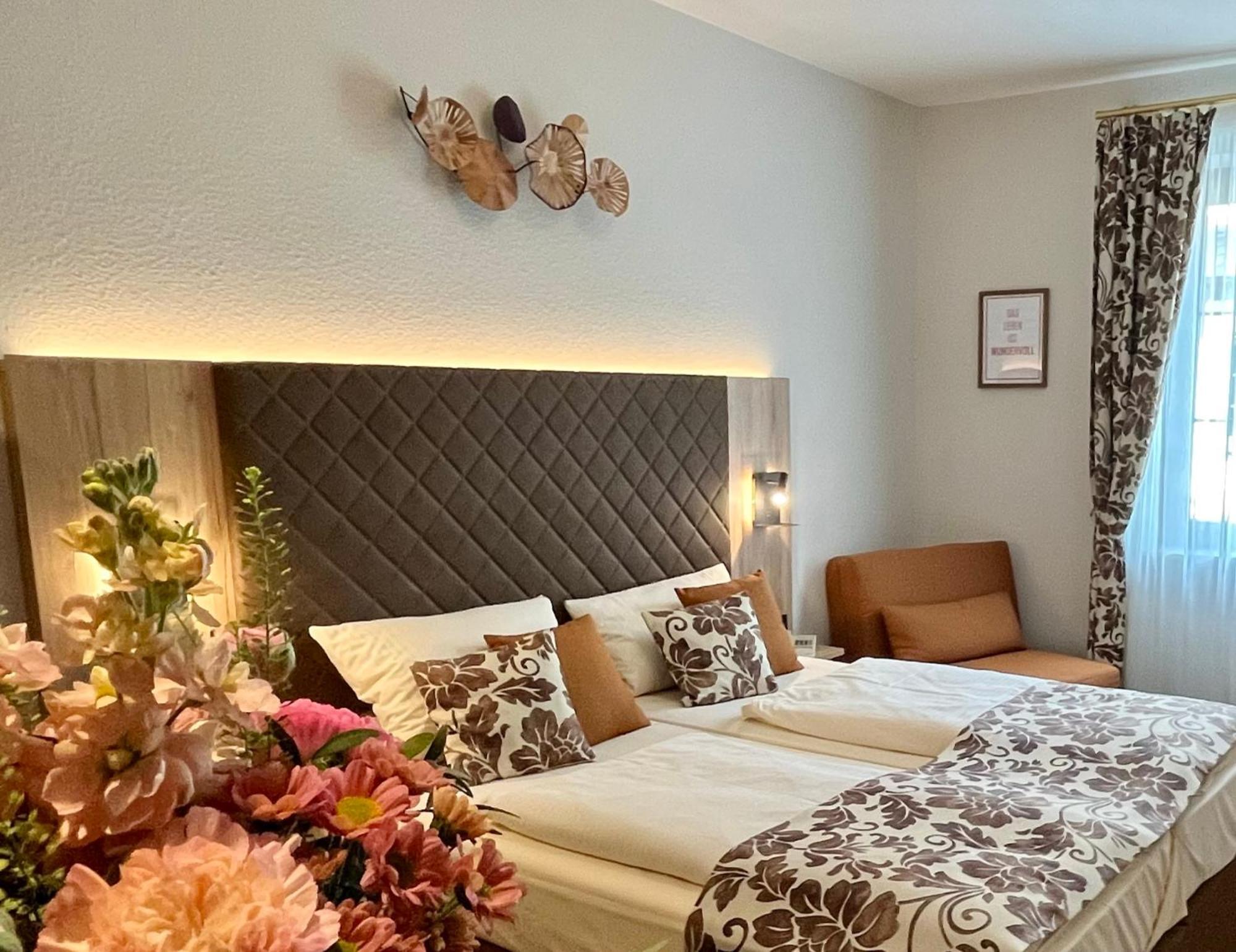 Altdeutsche Weinstube Hotel Ruedesheim am Rhein Ngoại thất bức ảnh