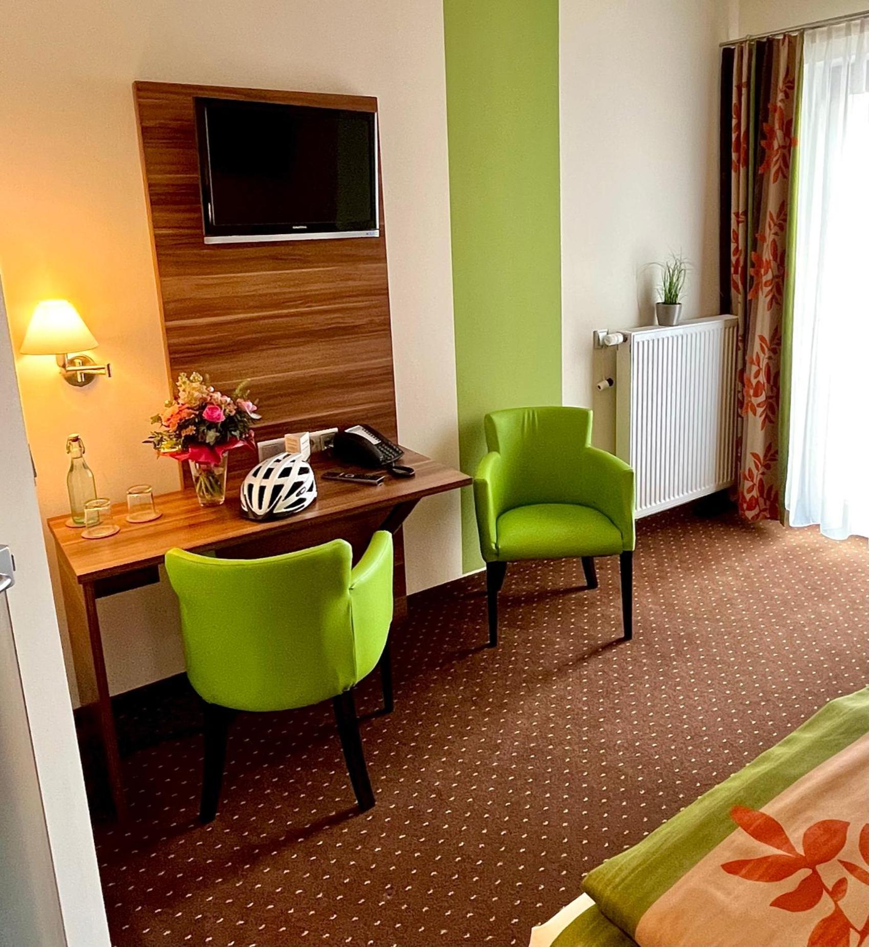 Altdeutsche Weinstube Hotel Ruedesheim am Rhein Ngoại thất bức ảnh