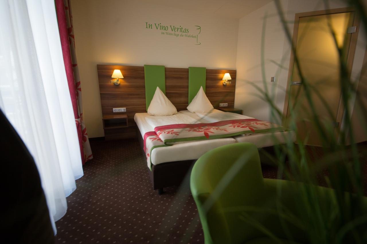 Altdeutsche Weinstube Hotel Ruedesheim am Rhein Ngoại thất bức ảnh