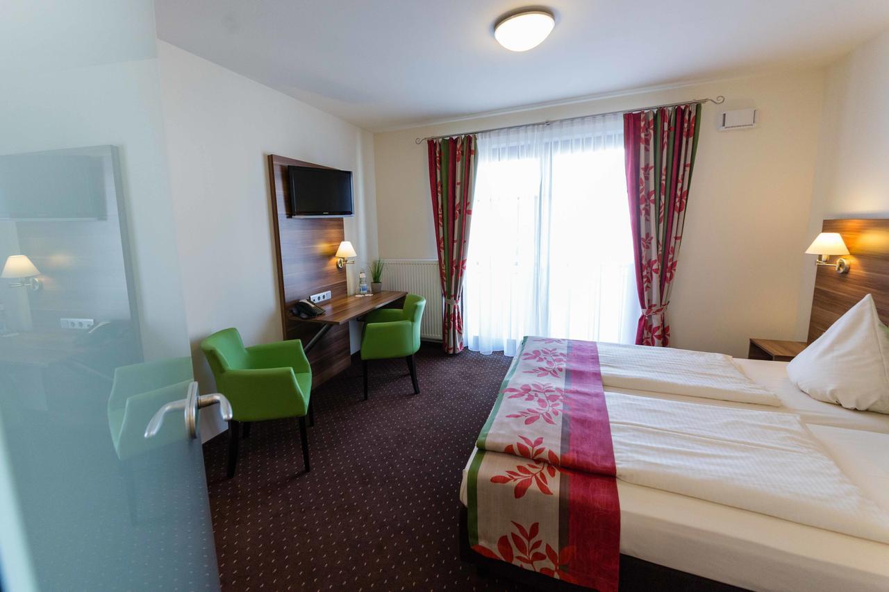 Altdeutsche Weinstube Hotel Ruedesheim am Rhein Ngoại thất bức ảnh