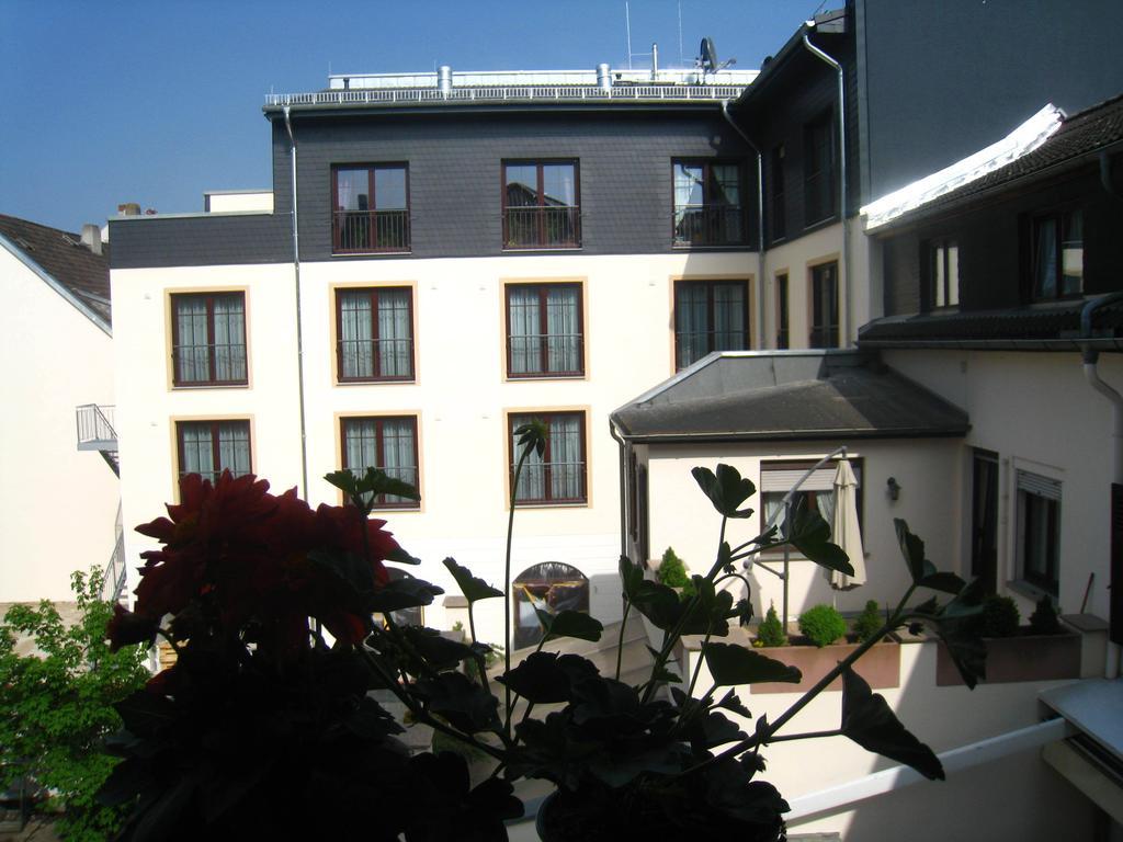 Altdeutsche Weinstube Hotel Ruedesheim am Rhein Ngoại thất bức ảnh