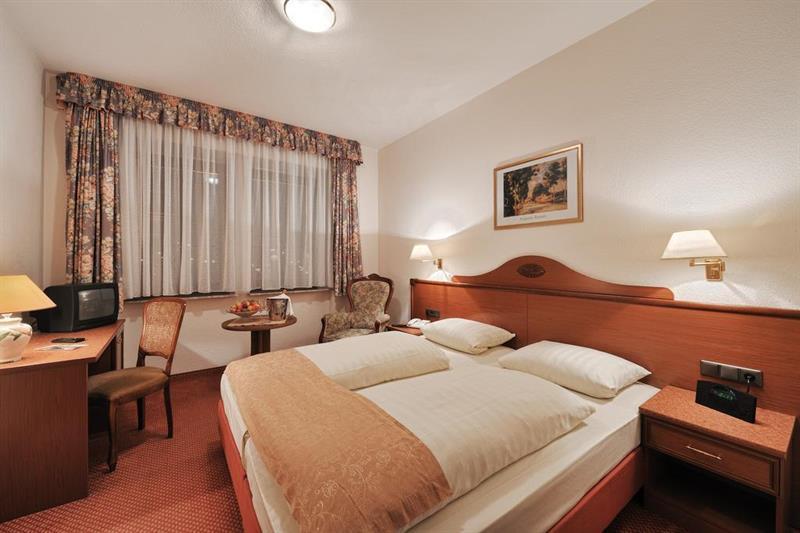 Altdeutsche Weinstube Hotel Ruedesheim am Rhein Ngoại thất bức ảnh